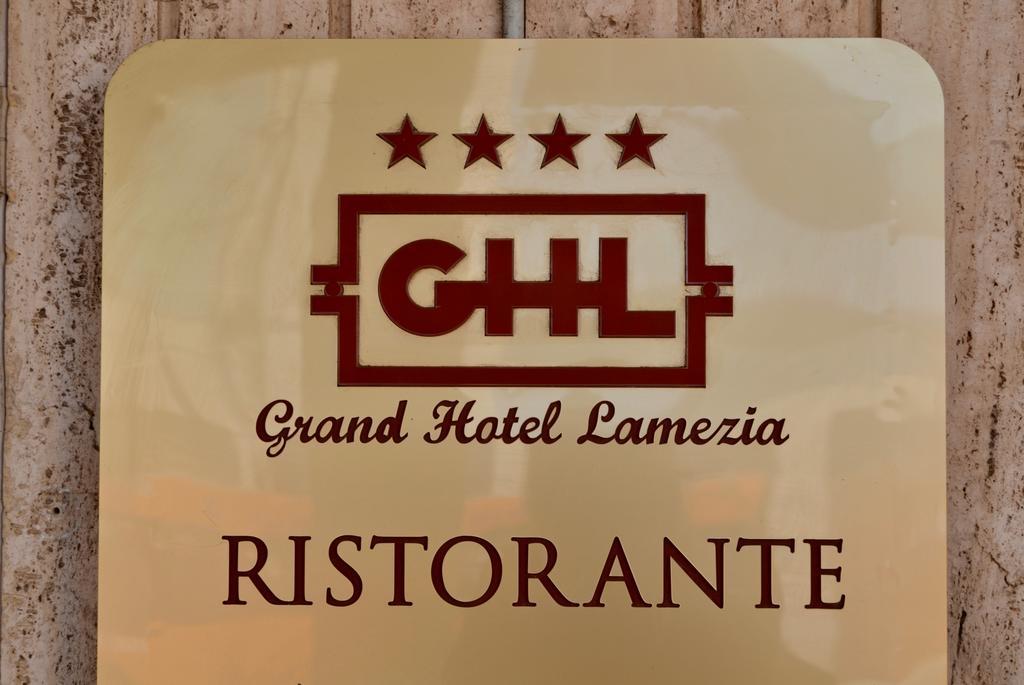 Grand Hotel Lamezia ラメーツィア・テルメ エクステリア 写真